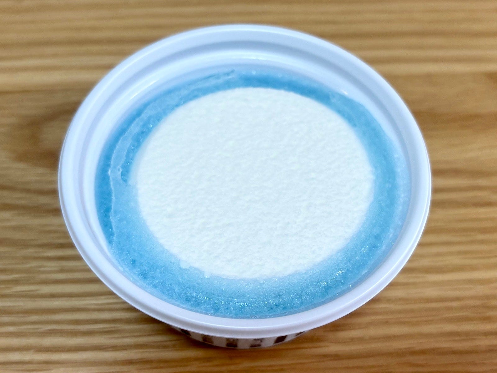 ソーダとバニラアイスの組み合わせが、スッキリ爽やかな味わい