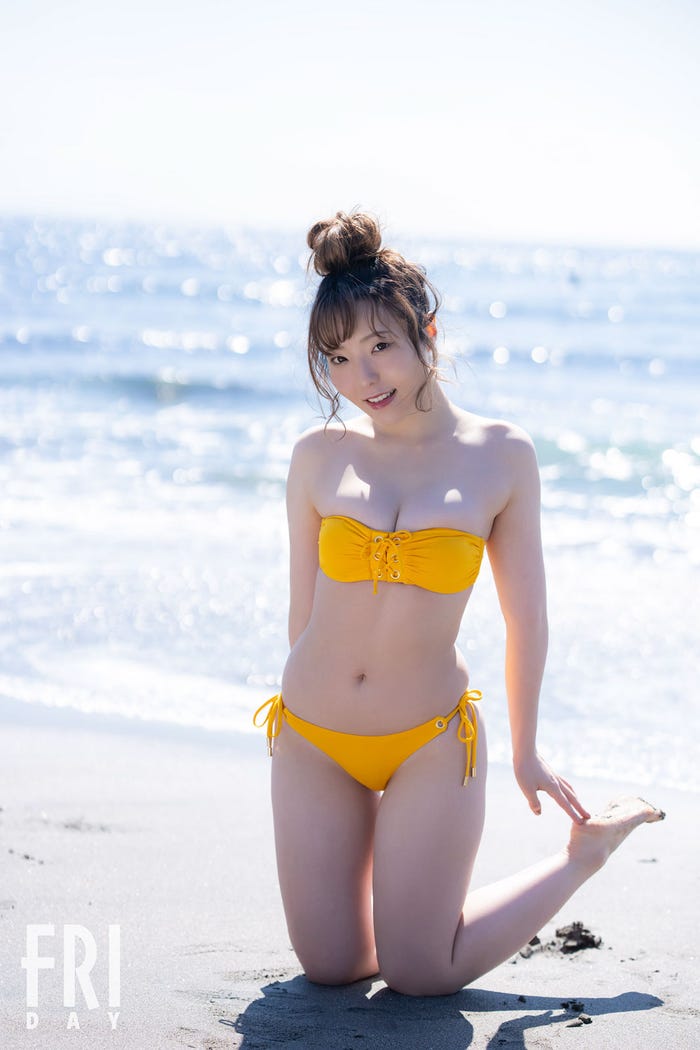 ダウ90000吉原怜那 撮影:LUCKMAN/「FRIDAY サブスクリプション」(講談社)