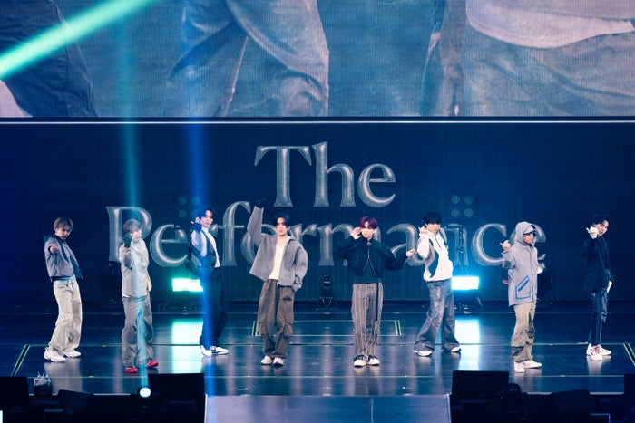 FANTASTICS、世界がRIIZE「Get A Guitar」振りコピ 最多8曲フルスロットルで披露＜The Performance＞