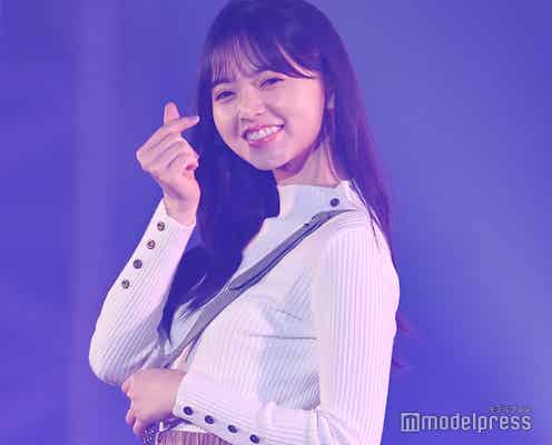 乃木坂46齋藤飛鳥、“指ハート”に胸キュン<TGC2020A/W ONLINE>