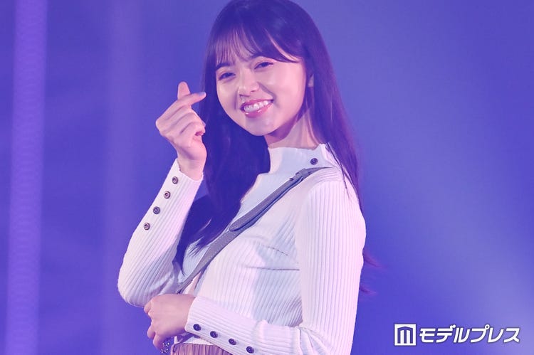 乃木坂46齋藤飛鳥 指ハート に胸キュン Tgca W Online モデルプレス 乃木坂46齋藤飛鳥 指ハート に胸キュン Tgca W Online モデルプレス