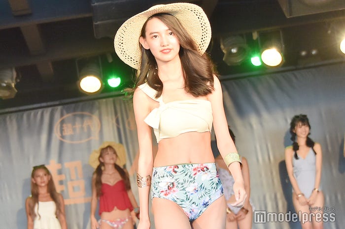 黒木麗奈(C)モデルプレス