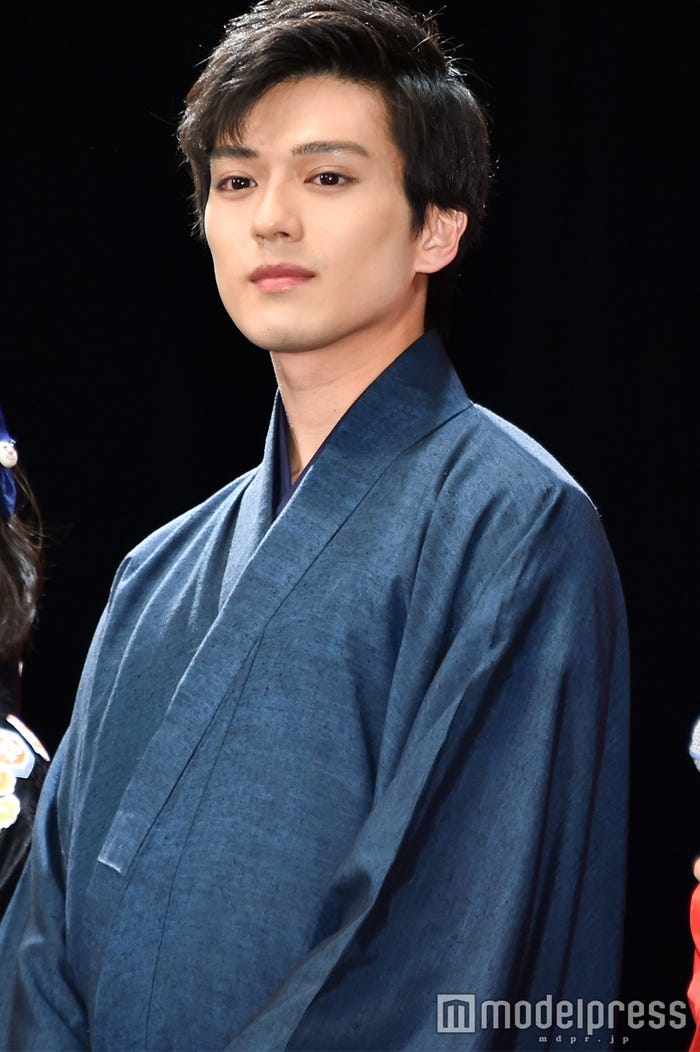 新田真剣佑(C)モデルプレス