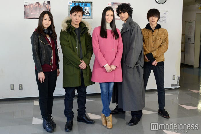 (左から)堀北真希、成宮寛貴、菜々緒、斎藤工、窪田正孝(C)モデルプレス