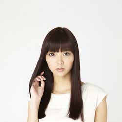 モデルプレス - 新川優愛「月9」初出演決定 “恋仲”参加に「わくわくと不安」