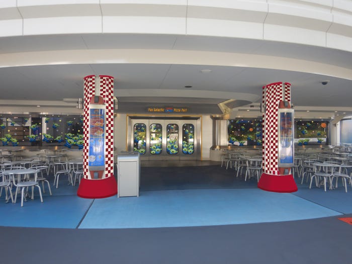 (C)Disney (C)Disney/Pixar