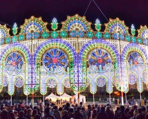 音楽に合わせて30万球が光り踊る!326万人来場「神戸ルミナリエ」開催