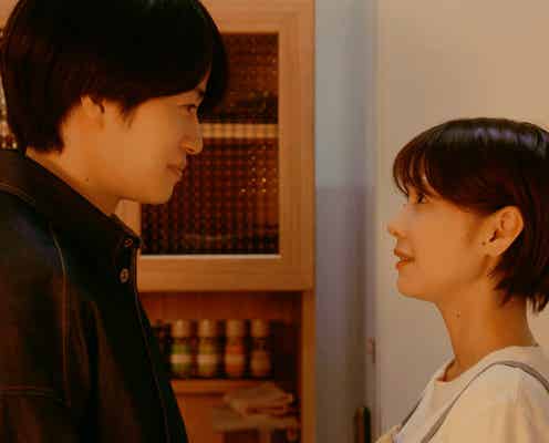 <隣の男はよく食べる 第9話>蒼太をハグする女の正体は?⿇紀はわだかまり解消できるか