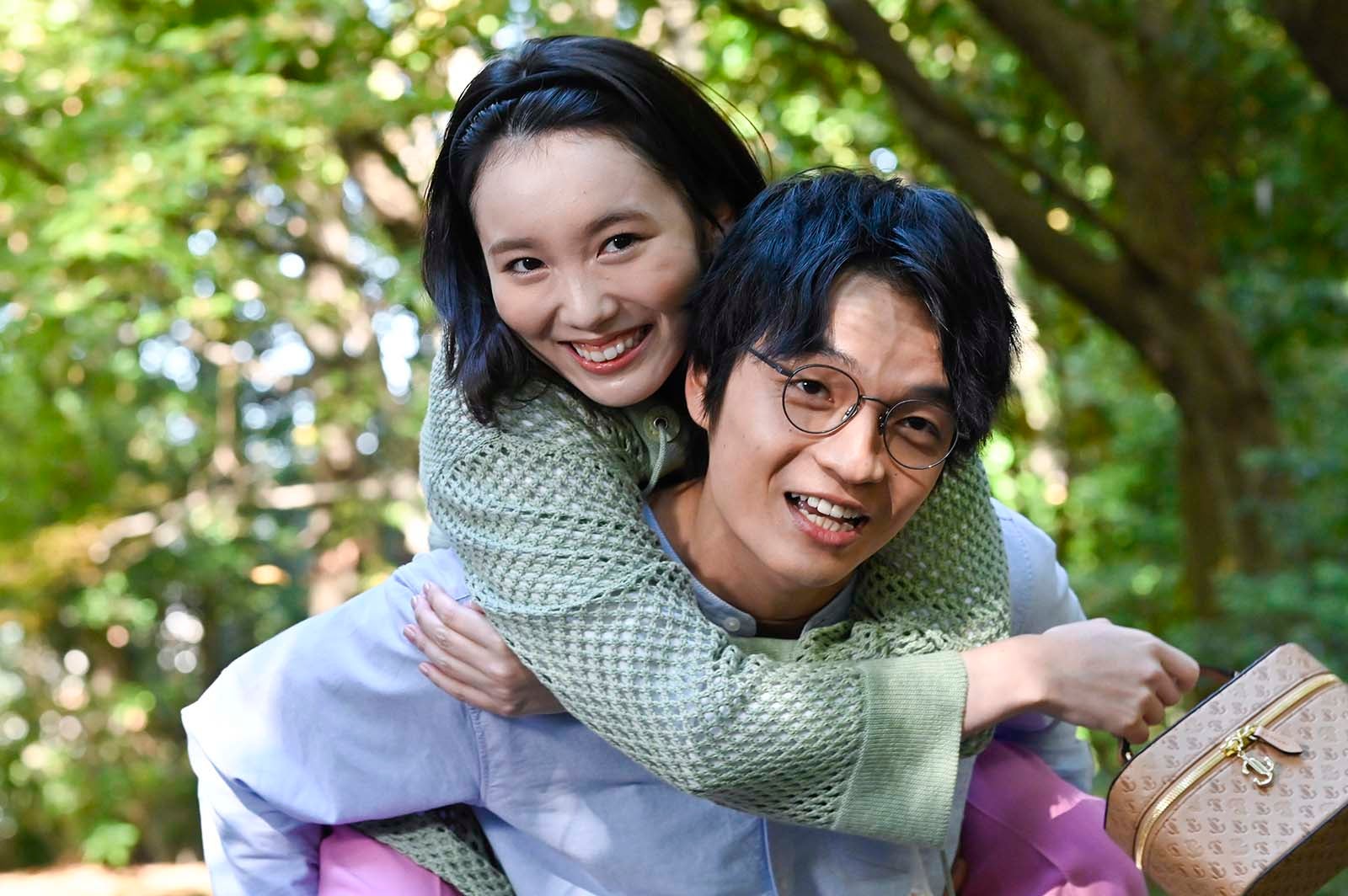 飯豊まりえ、岡山天音「恋なんて、本気でやってどうするの？」第7話より（C）カンテレ