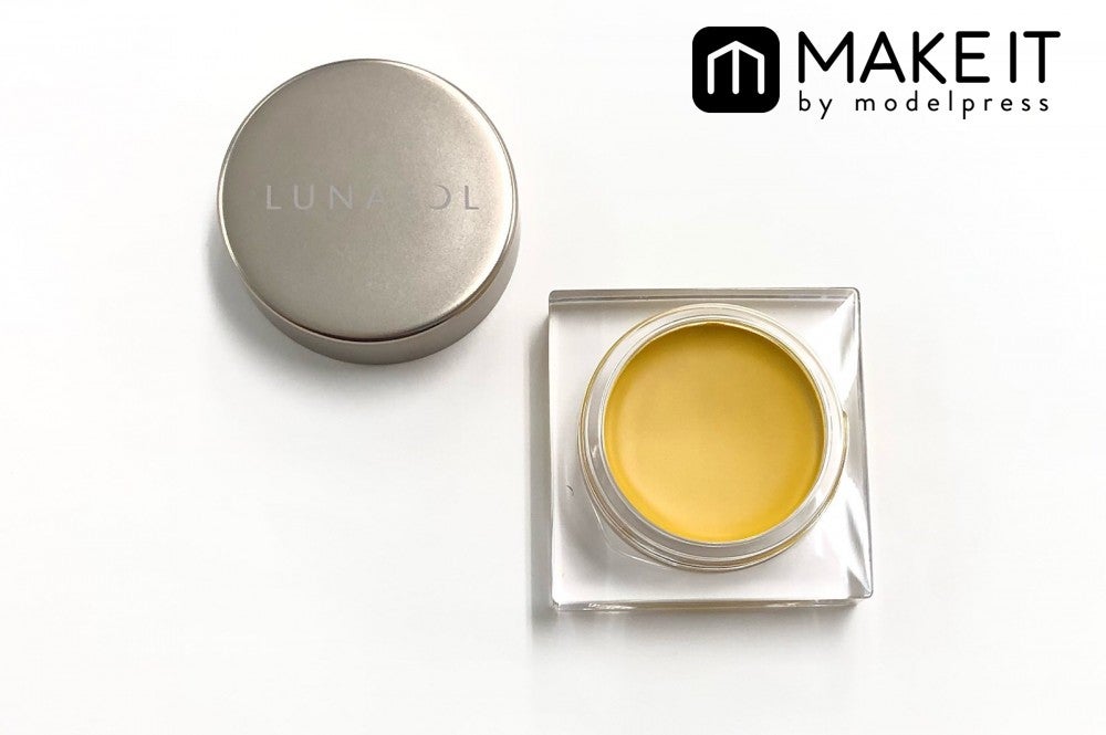 LUNASOL／グラムウィンク フロスト／03／3,200円（税抜）／カネボウ化粧品 (C)メイクイット