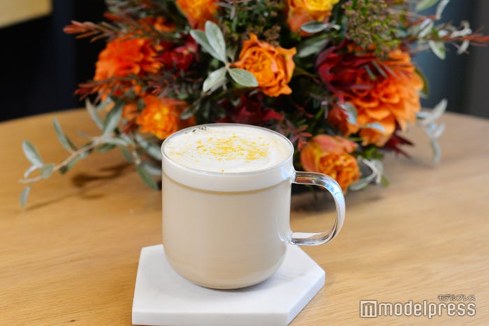 ハニー ジンジャー チャイ ティー ラテ(C)モデルプレス