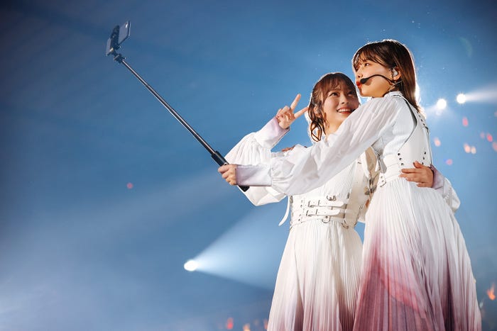 田村保乃、渡邉理佐/撮影:上山陽介
