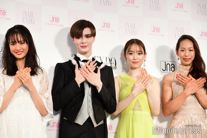 (左から)大友花恋、Matt、泉里香、野口啓代選手/「ネイルクイーン」2019授賞式(C)モデルプレス