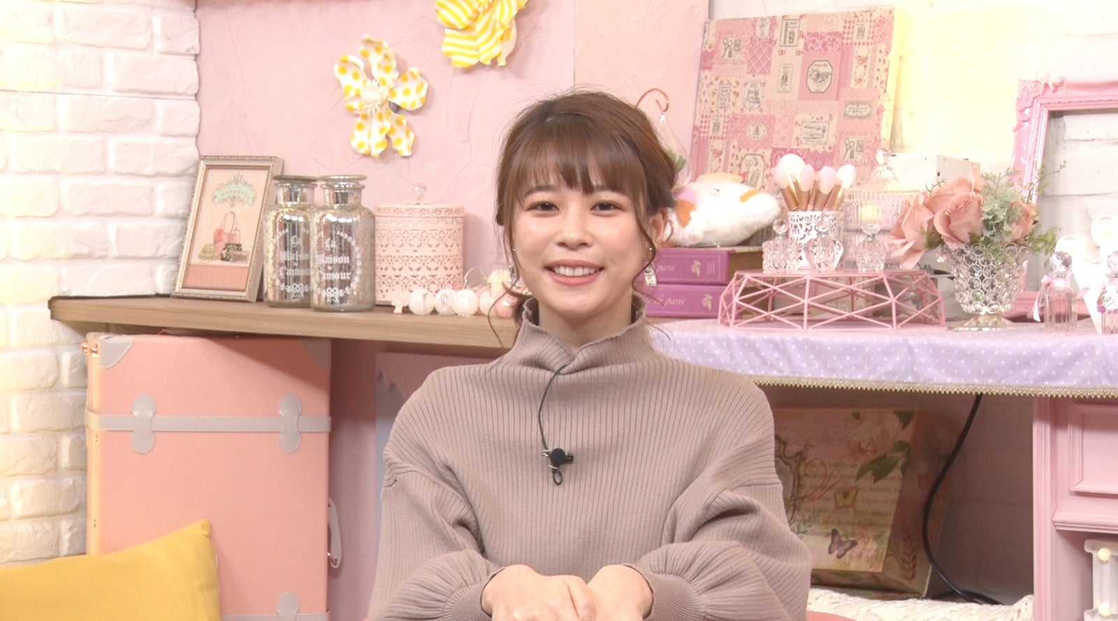 鈴木唯アナ（提供写真）