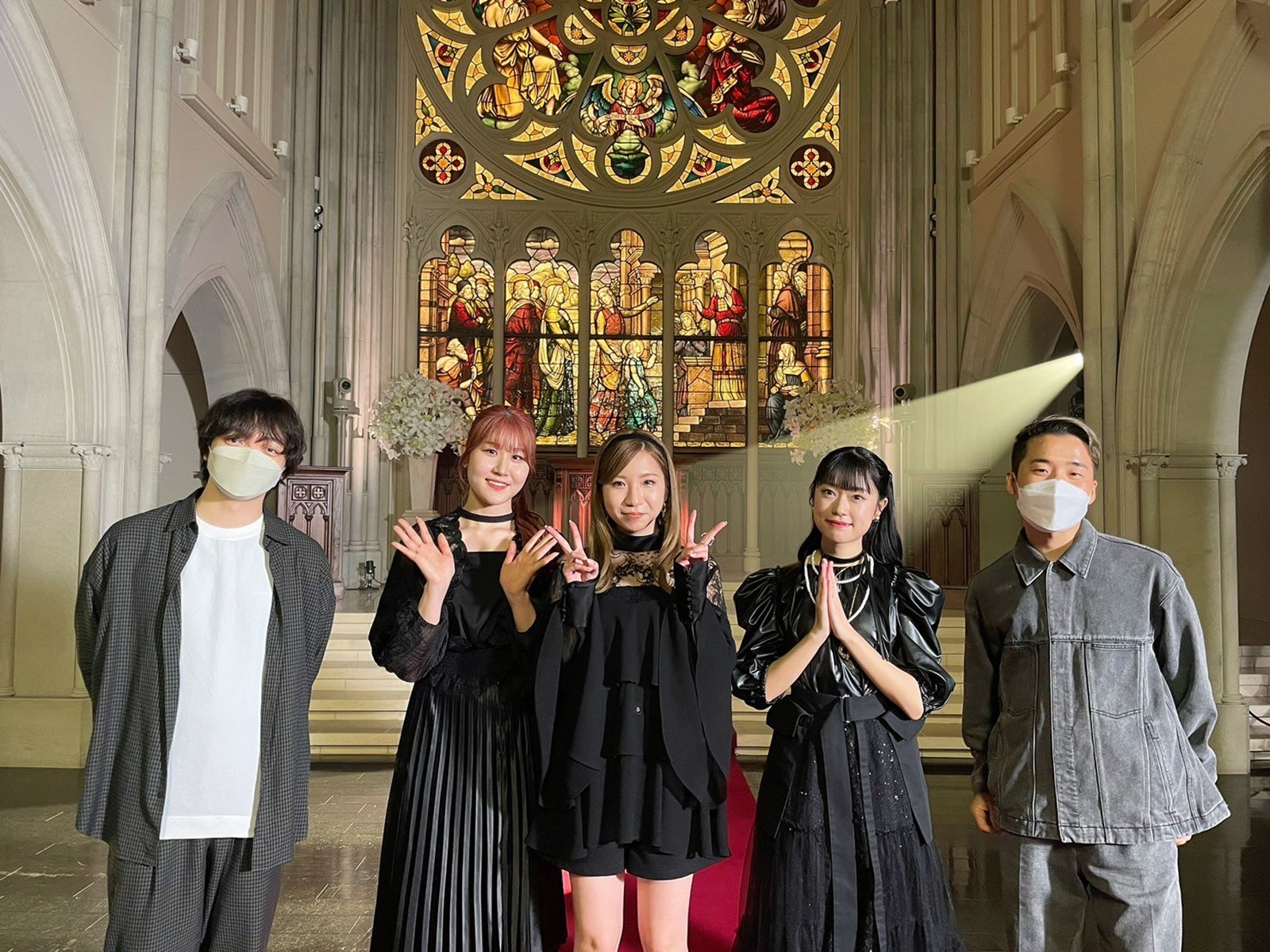 Little Glee Monster、三浦大知振付「Your Name」MV公開 ダンスパフォーマンス中心に構成