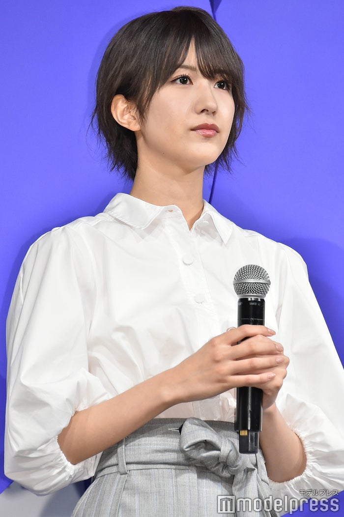 朝比奈彩 欅坂46土生瑞穂との再会ショットに反響 2人とも美人すぎ モデルプレス