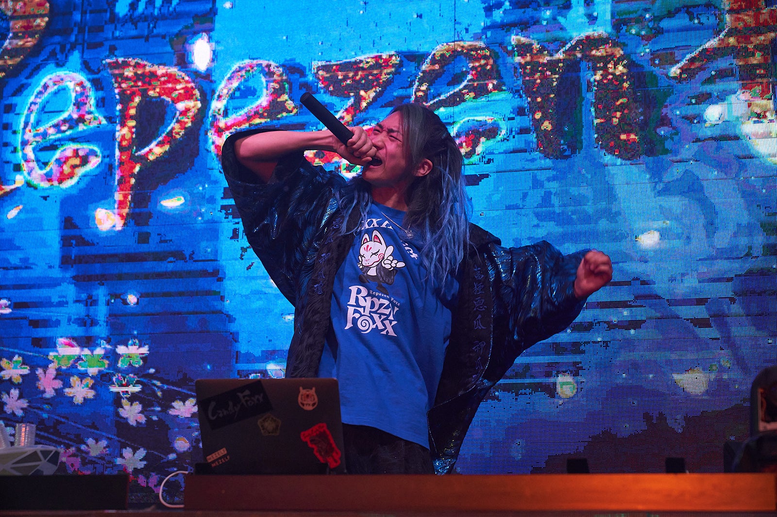 DJ社長「レペゼン恐怖のカウントダウンライブ ～ガチで生配信～」（提供写真）