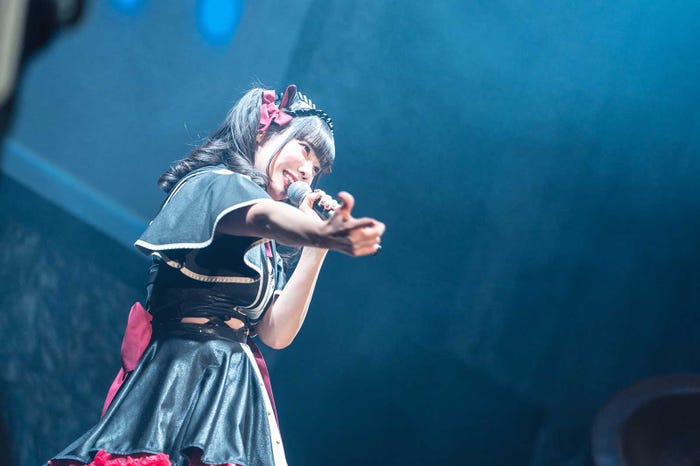 恋汐りんご/撮影:真島洸(Cuon)