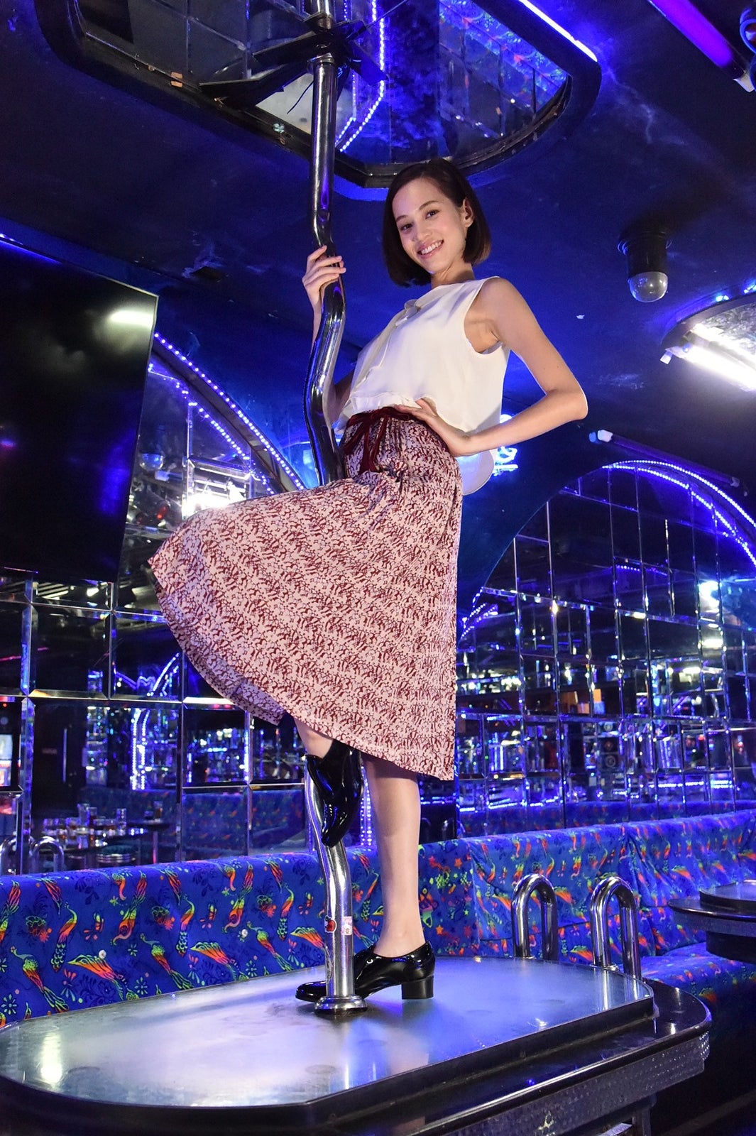 草なぎ剛「もう帰りません」水原希子らと波乱の幕開け　新キャストも発表