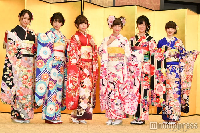 NGT48(左から)西村菜那子、奈良未遥、宮島亜弥、中井りか、村雲颯香、太野彩香 (C)モデルプレス
