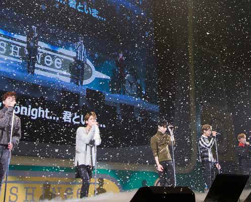 SHINeeから“プレゼント” 雪舞う幻想的パフォーマンスに酔いしれる