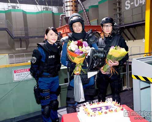 向井理&綾野剛のバースデーを新垣結衣らがサプライズで祝福