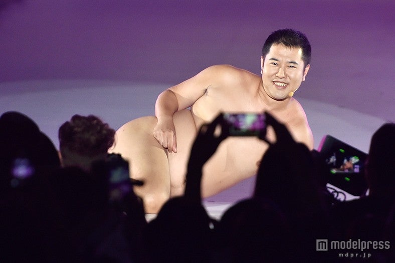 とにかく明るい安村