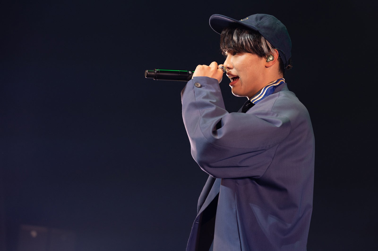 SHOW／BUDDiiS （C）Ryuya Amao