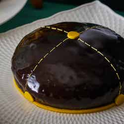 イーデン校のベレー帽ケーキ/画像提供:HMJ