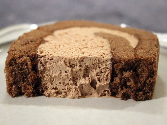 濃厚なチョコソースのおかげで、味わいが単調になりません