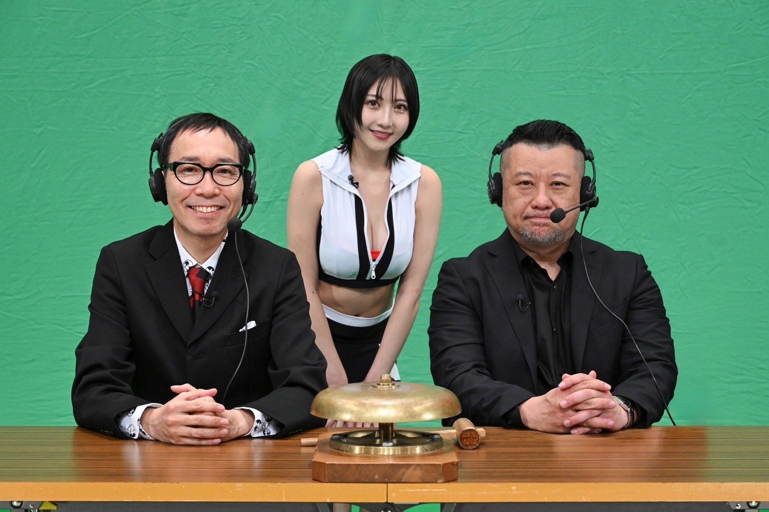 清野茂樹アナウンサー、辻りりさ、ケンドーコバヤシ（C）読売テレビ