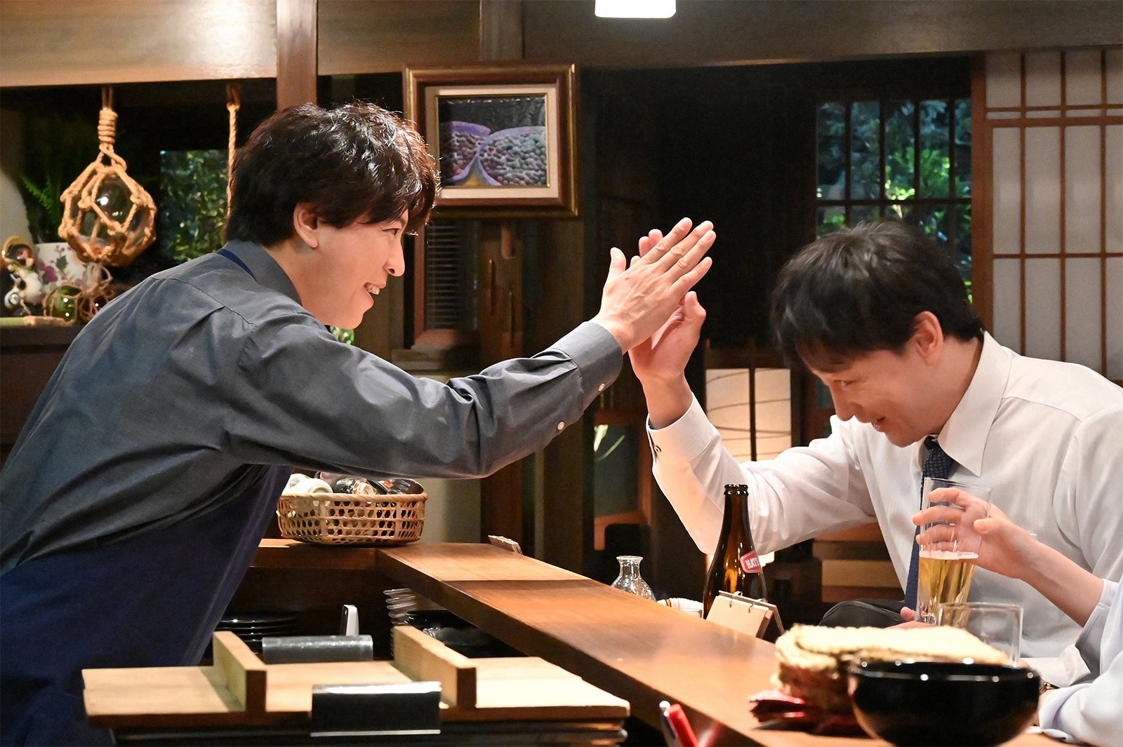 上川隆也、山本耕史「花咲舞が黙ってない」第4話より（C）日本テレビ