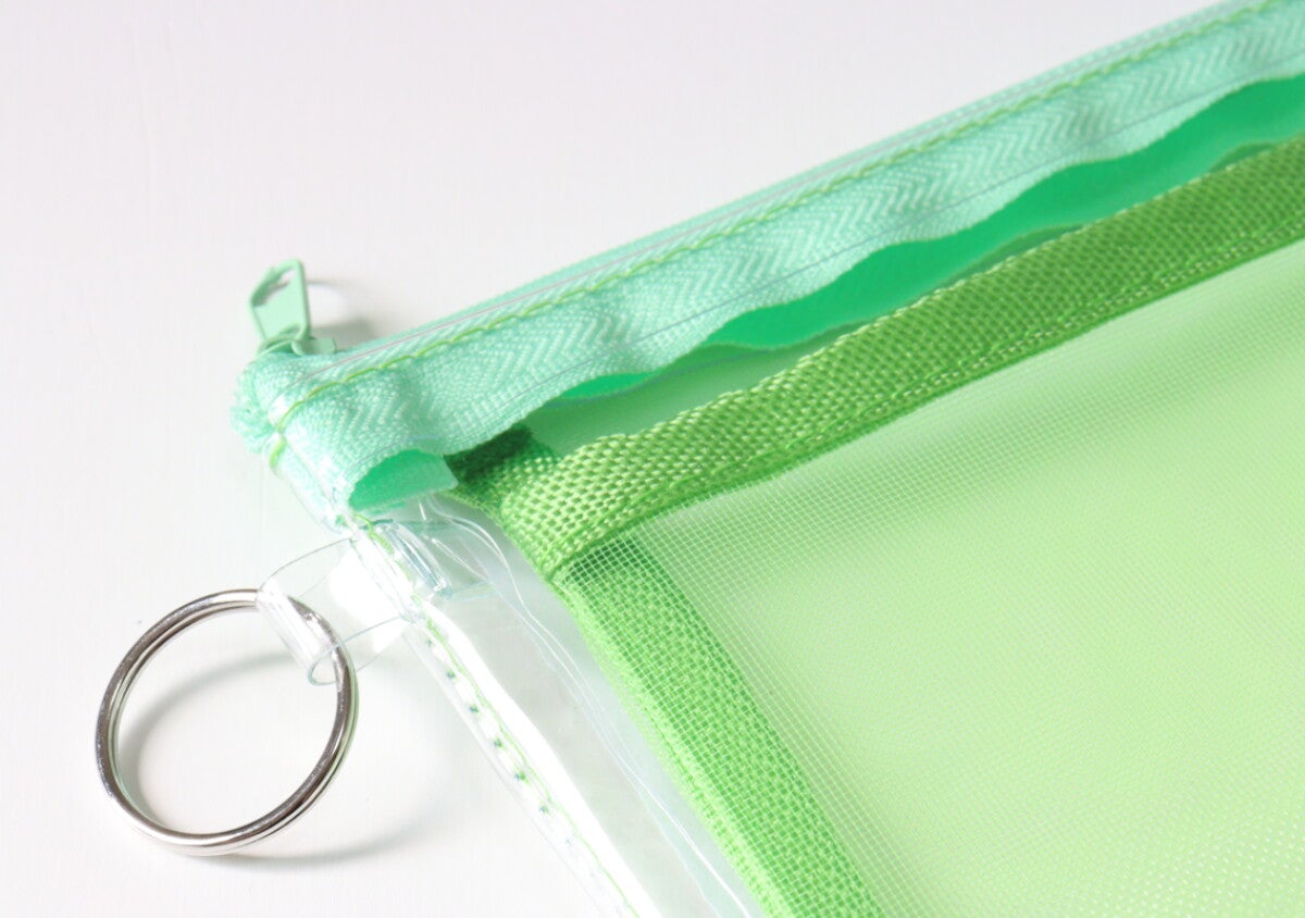 200円で買えるならもう100均でいいわ…デザイン良し！機能性良し！大満足なペンケース