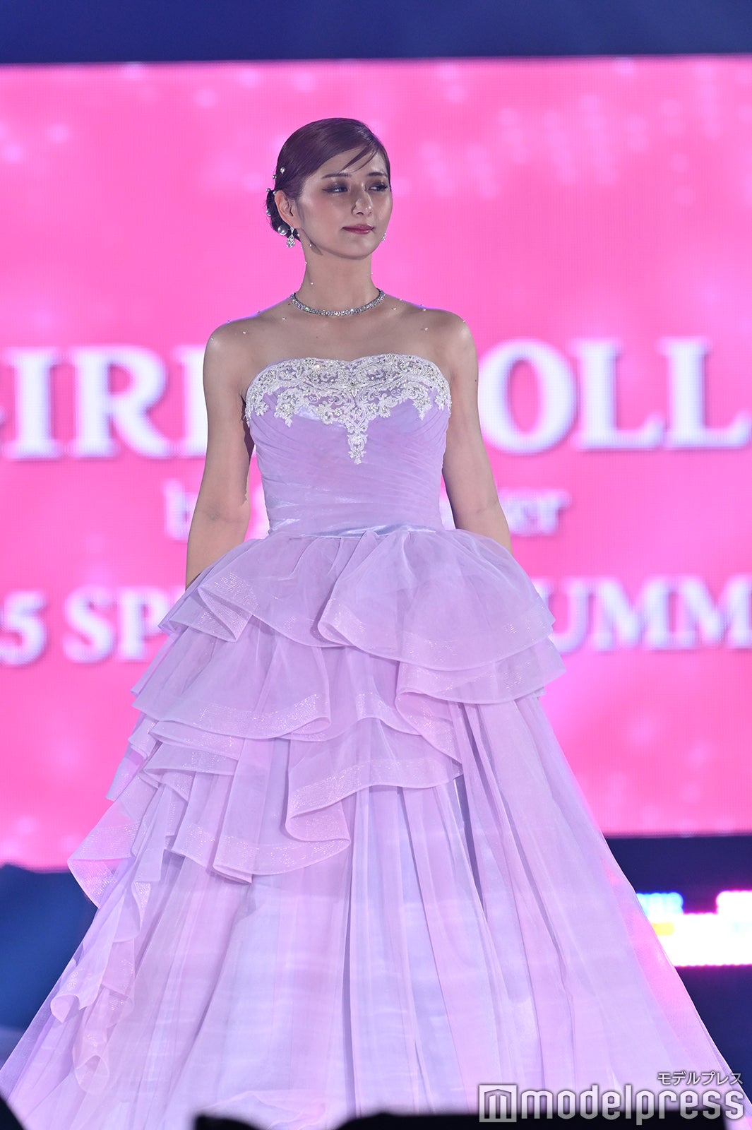 （C）モデルプレス