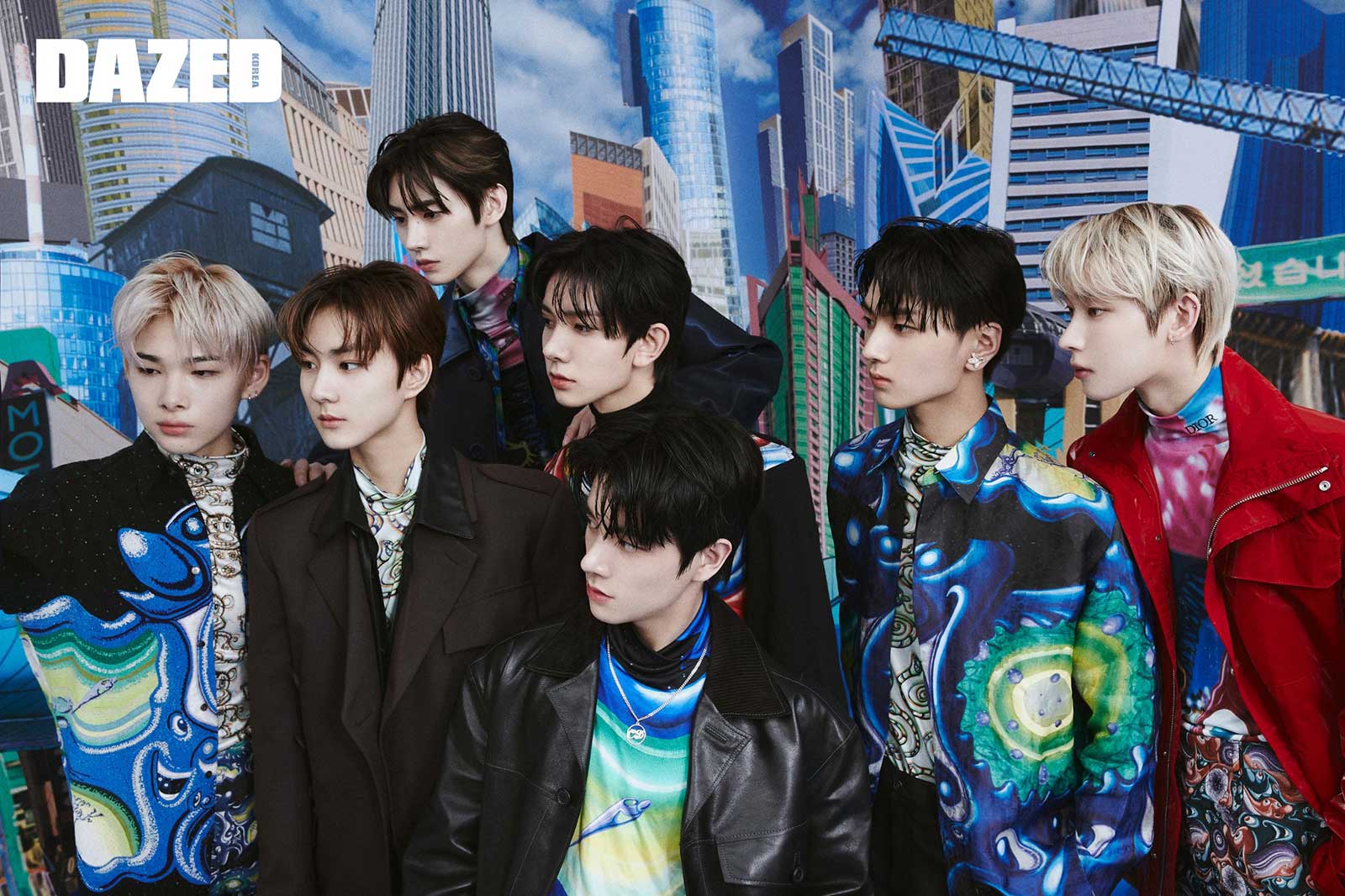 ENHYPEN、魅惑的な美しい姿で「Dazed」に登場 テーマは“夢幻的な世界に陥った姿”