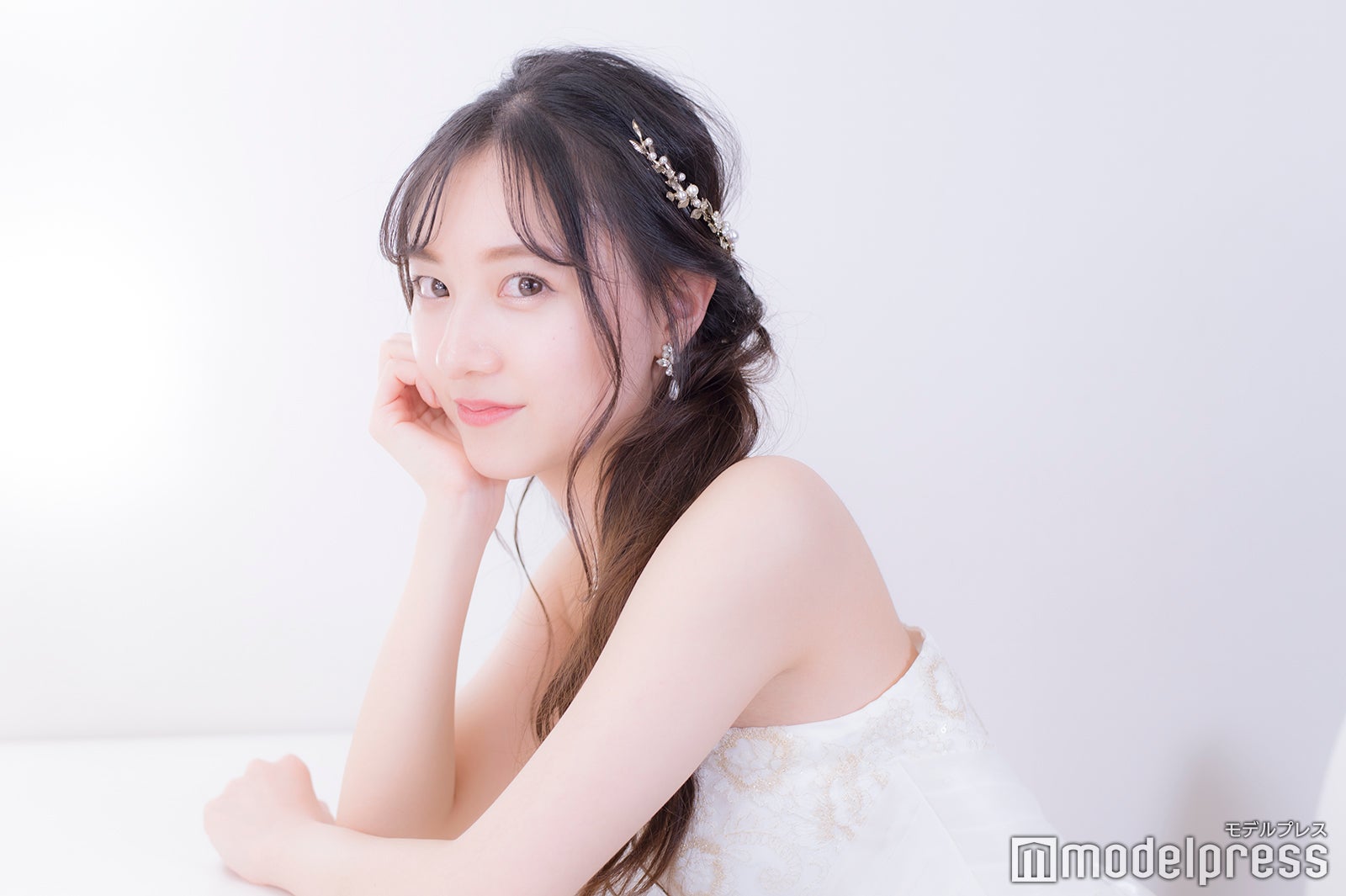 友恵温香（C）モデルプレス