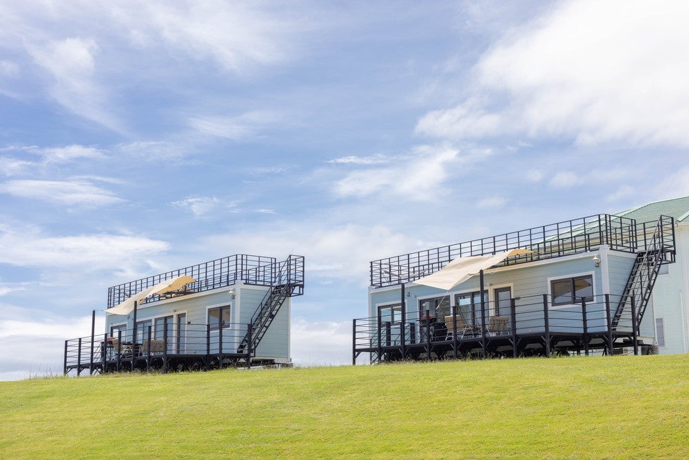 高知「ネストグランピングプレイス“nokka”」トレーラーハウスに泊まる非日常体験