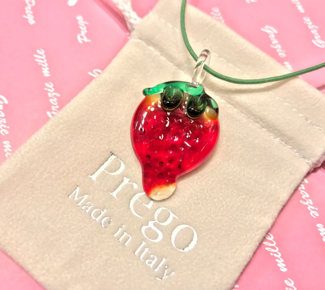 ムラーノグラスペンダント／画像提供：株式会社 横浜赤レンガ