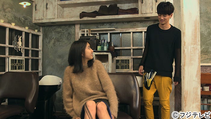 みのりは達也の美容院へ『TERRACE HOUSE BOYS & GIRLS IN THE CITY』10th WEEK(C)フジテレビ/イースト・エンタテインメント