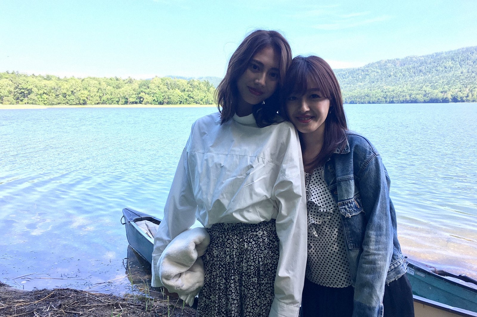 （左から）土屋巴瑞季、久住小春／画像提供：TBS