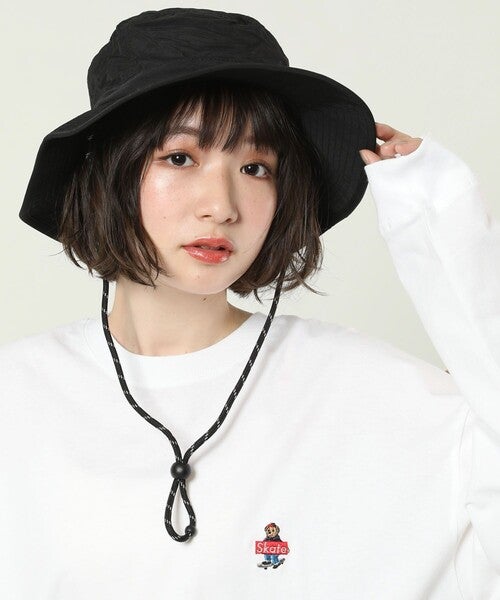 帽子をかぶる時の前髪はどうするのが正解 おしゃれなおすすめアレンジ15選 モデルプレス 帽子をかぶる時の前髪はどうするのが正解 おしゃれなおすすめアレンジ15選 モデルプレス