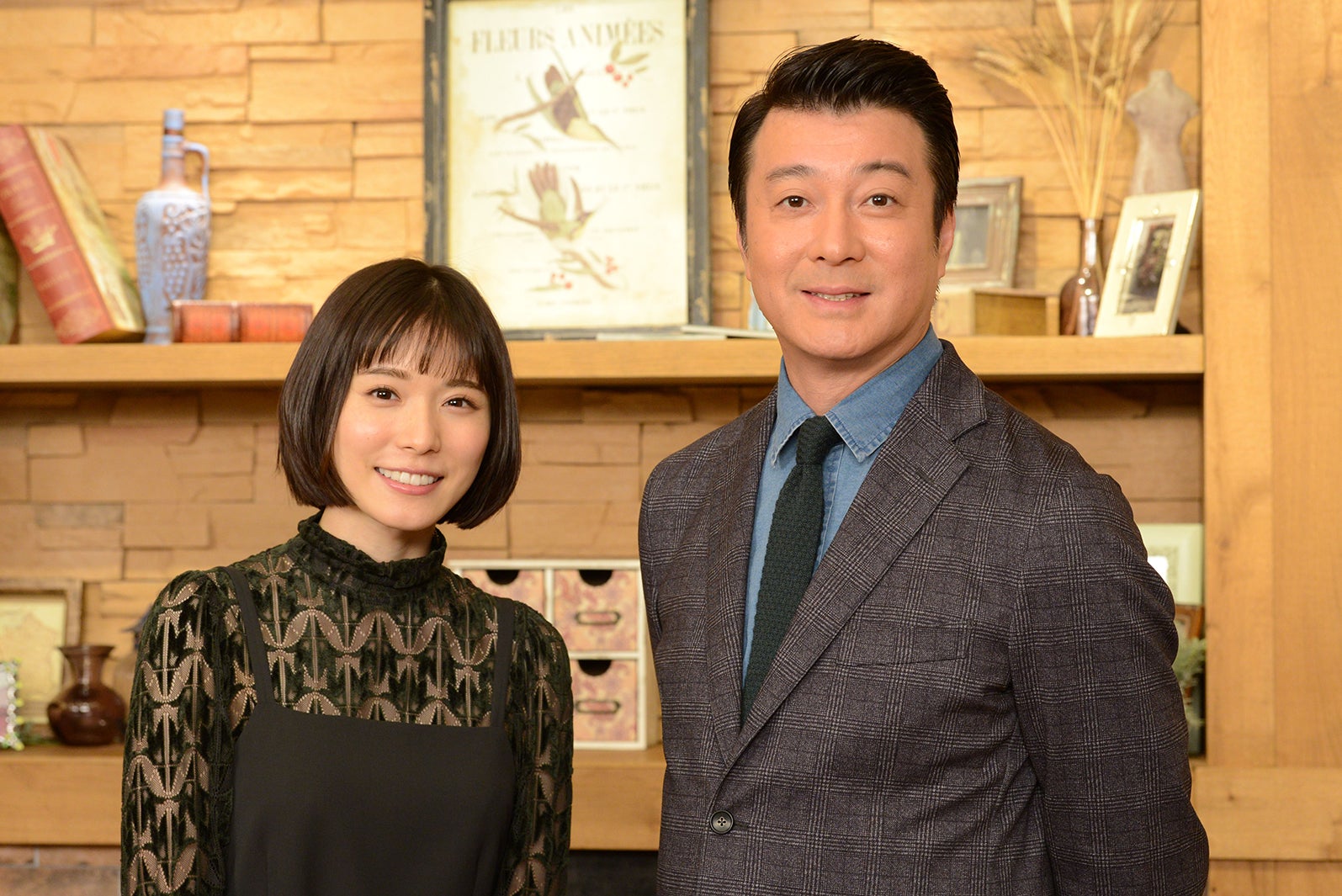 （左から）松岡茉優、加藤浩次（C）読売テレビ