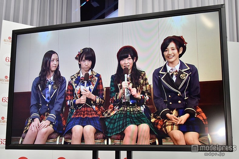 指原莉乃は中継でメッセージを寄せる