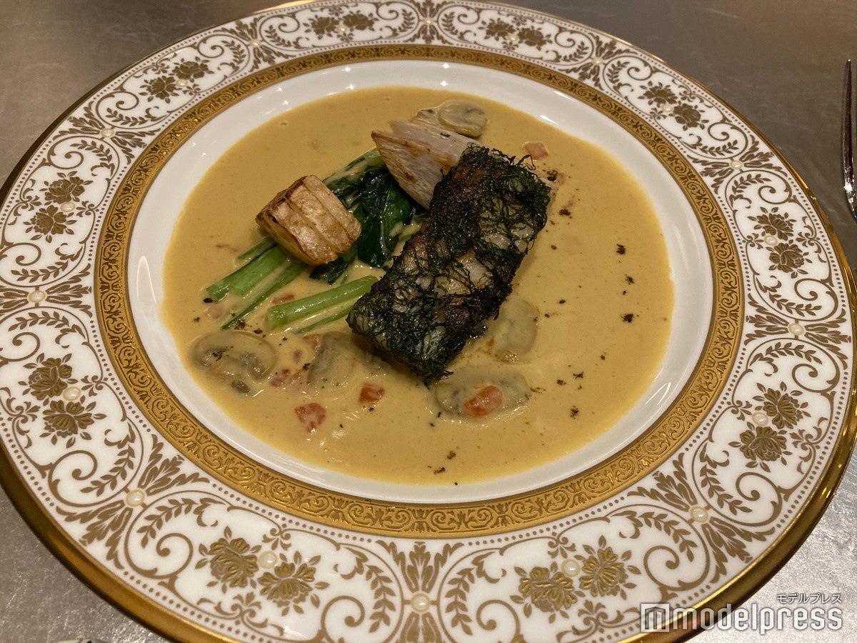 ふふ 日光（C）モデルプレス