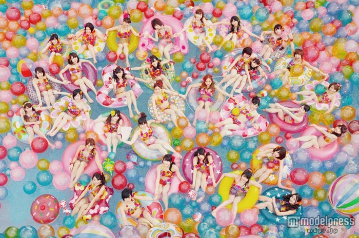 31stシングル「さよならクロール」を発売するAKB48