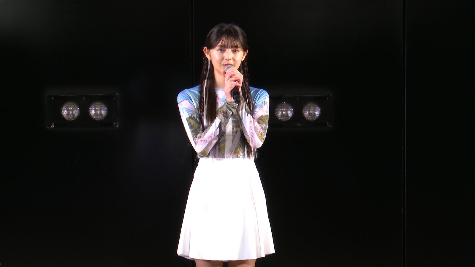 久保姫菜乃「OUT OF 48」第19話より（C）NTV