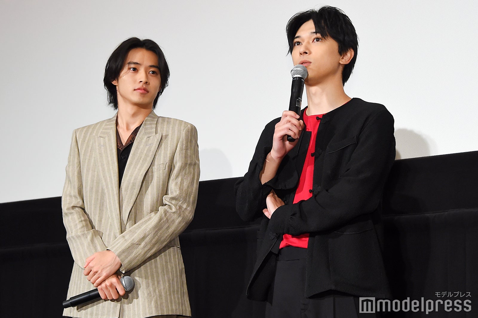 山崎賢人、吉沢亮 （C）モデルプレス