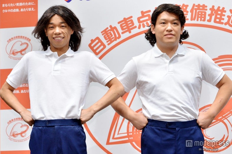 COWCOWの多田健二（左）と山田與志（右）