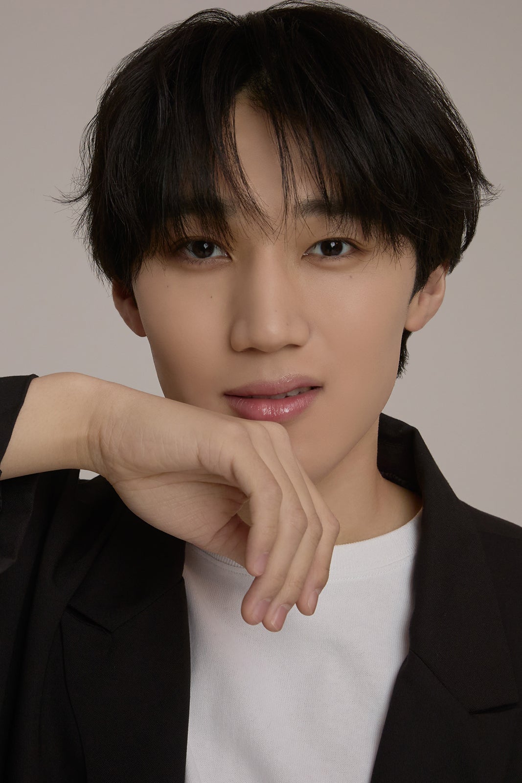 鈴川直弥（C）YK MUSIC ENTERTAINMENT