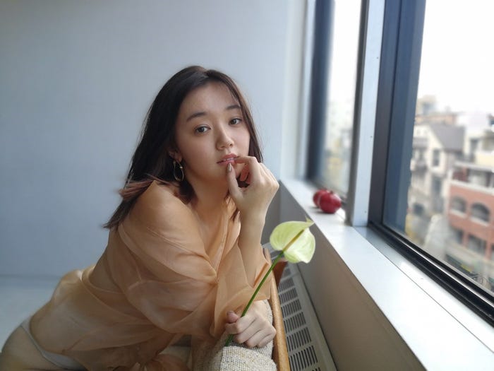 江野沢愛美/「週刊プレイボーイ」12号オフショット(写真提供:所属事務所)